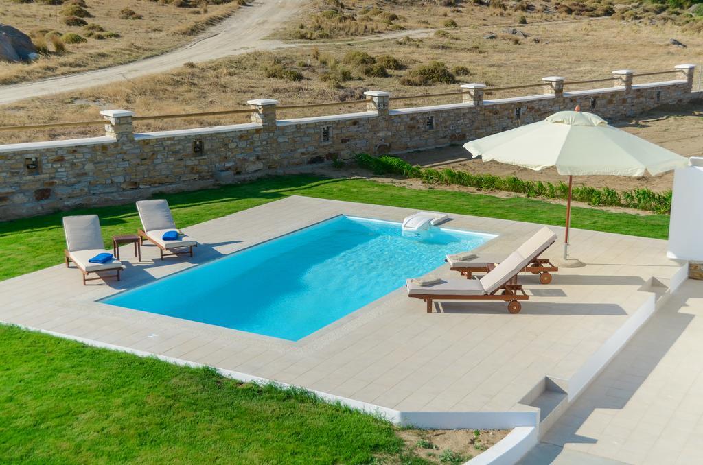 Natura Villas In Naxos มีกรีวิกลา ห้อง รูปภาพ