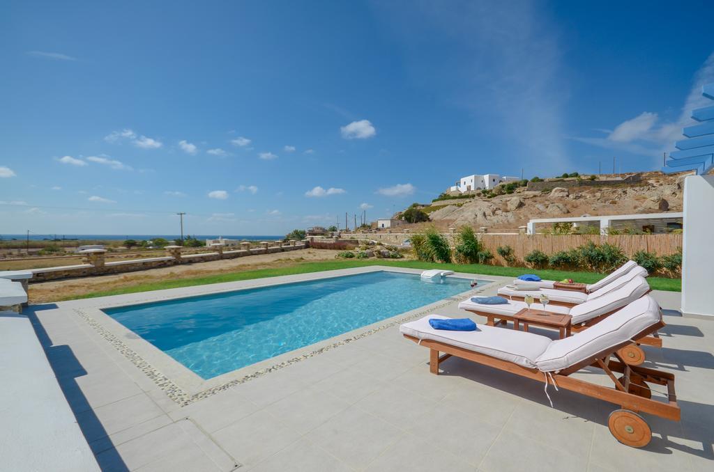 Natura Villas In Naxos มีกรีวิกลา ภายนอก รูปภาพ