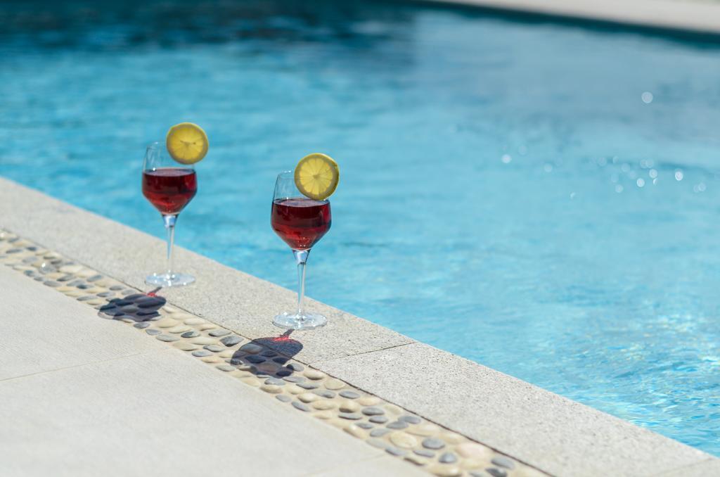 Natura Villas In Naxos มีกรีวิกลา ภายนอก รูปภาพ